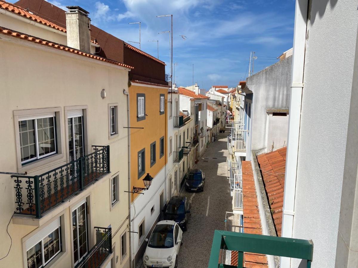 100 Meters From The Beach! Rua Da Regeneracao Nazare